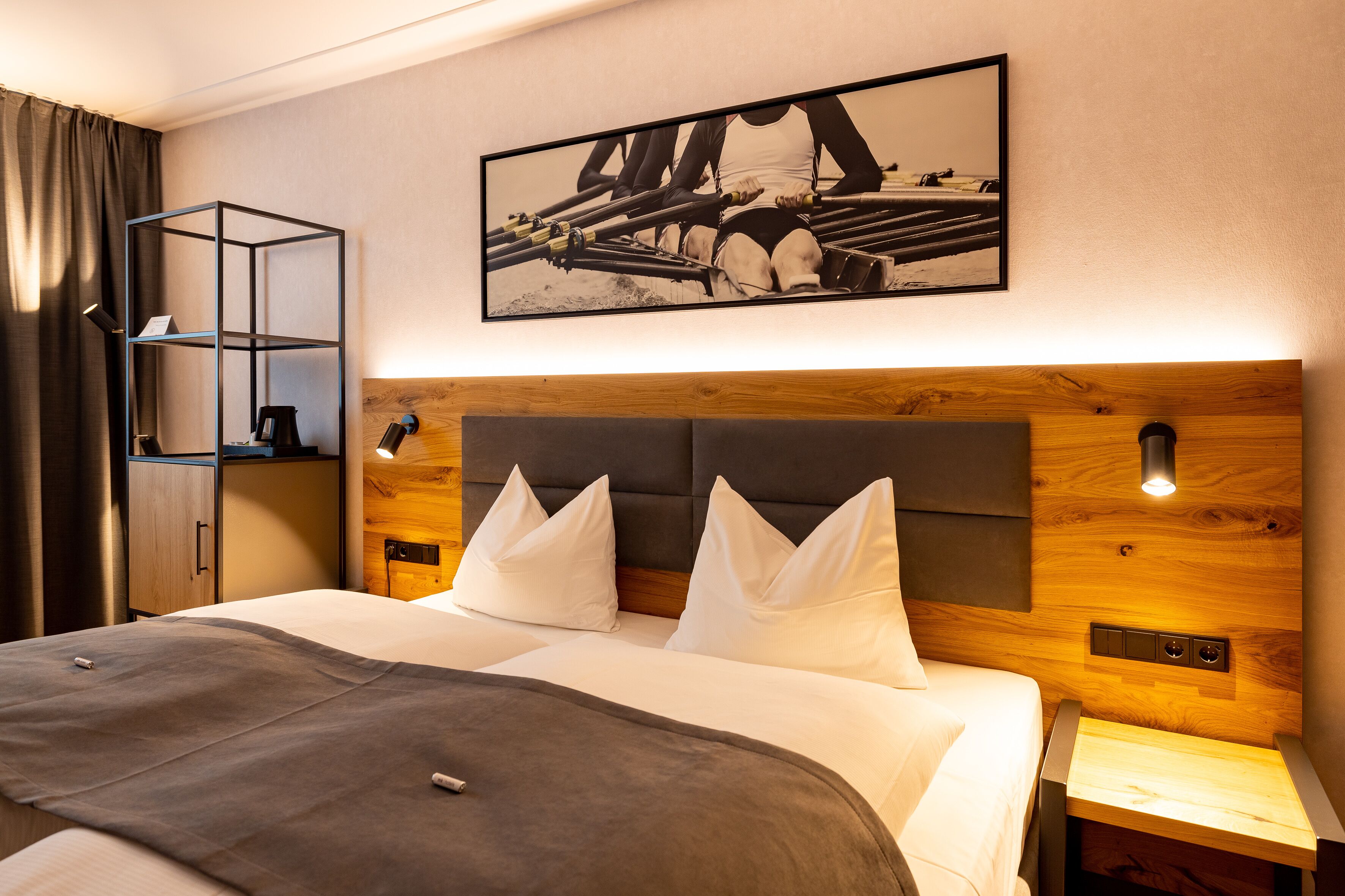 superior single room | 1 bedroom, premium bedding, desk, laptop workspace