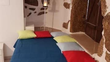 1 habitación, wifi gratis y ropa de cama