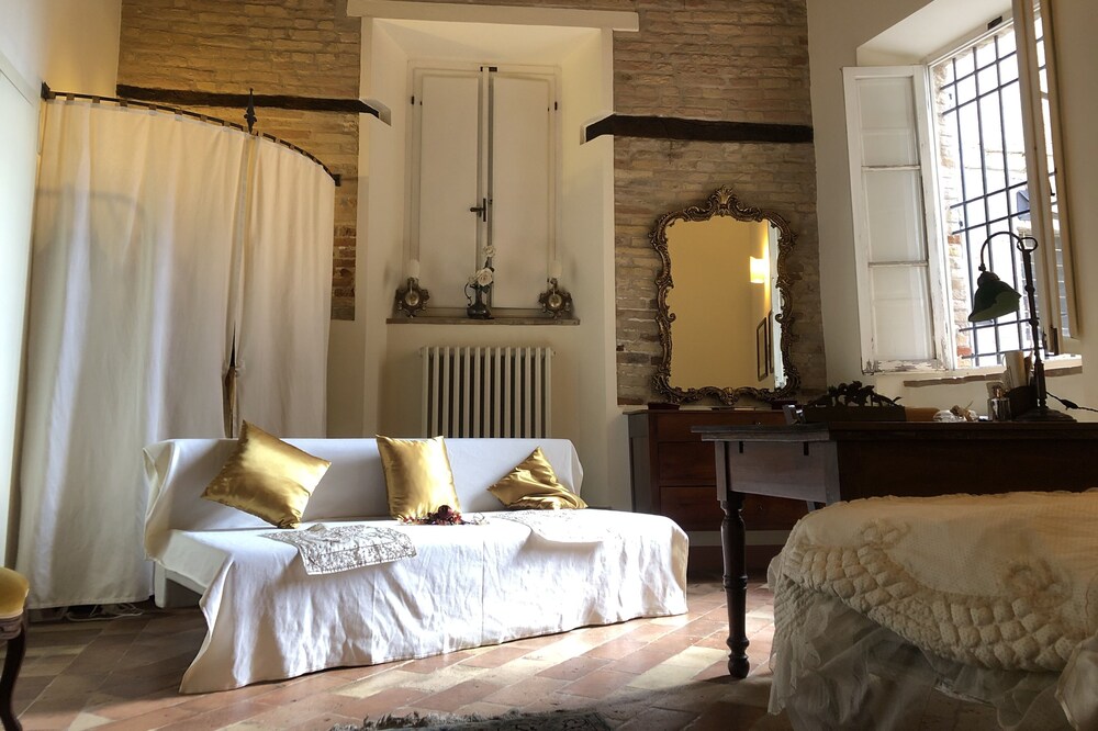 Palazzo Costantini Ludovica Home