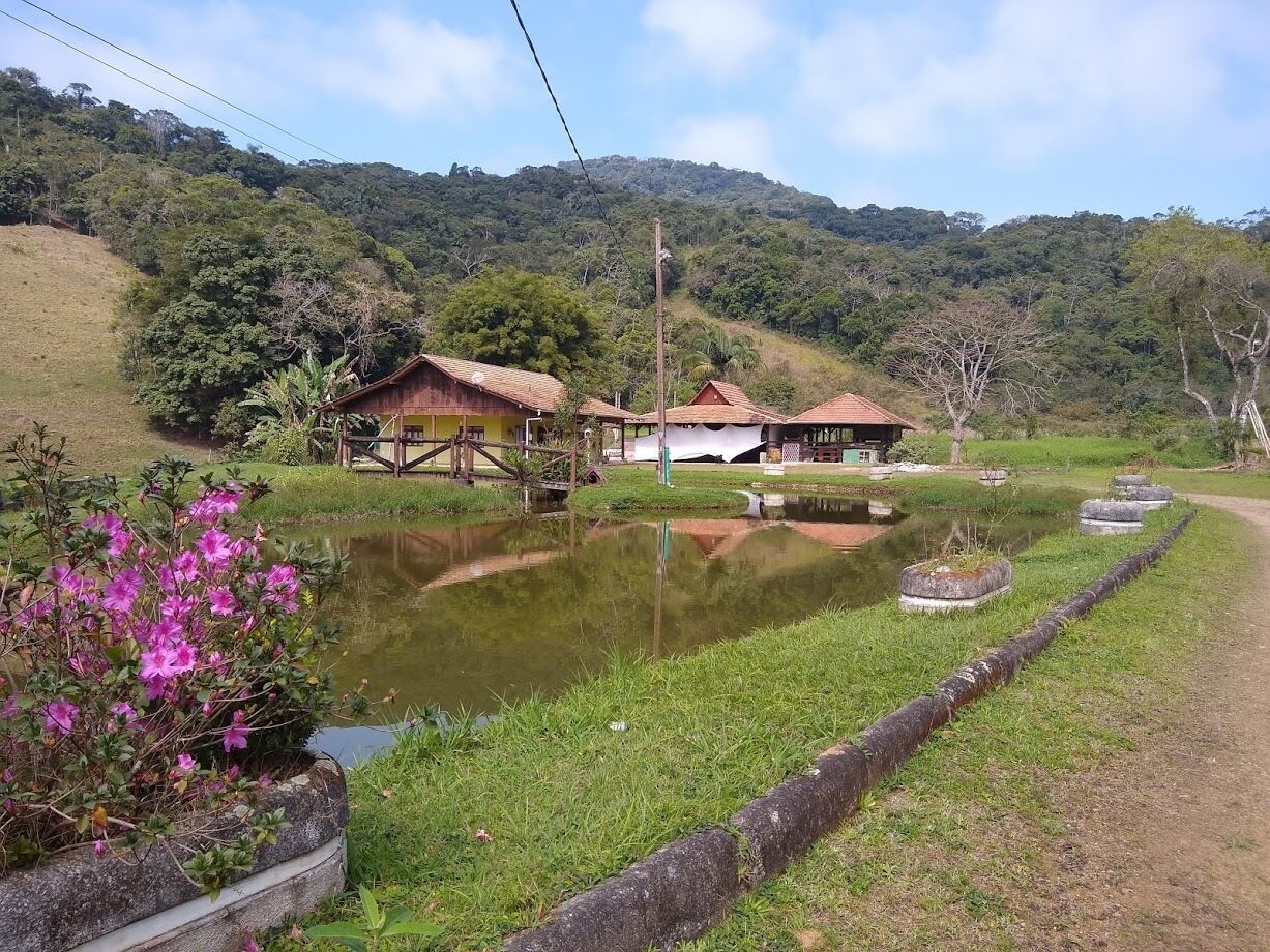 Site 15mim downtown Blumenau 8mim Brewery/Water Parks.