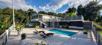 Palm's Bohemian House with Private Pool