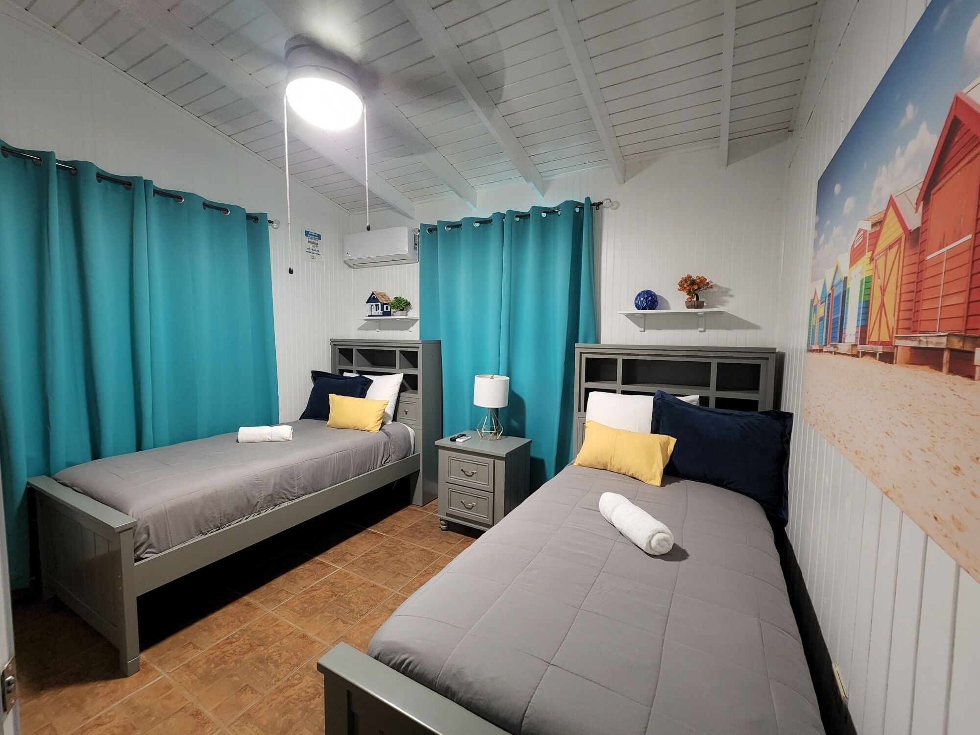 3 bedrooms, desk, iron/ironing board, free WiFi