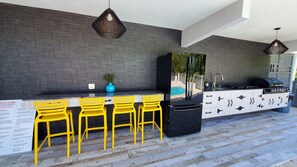 Fridge, microwave, oven, stovetop - Palm's Bohemian House with Private Pool (Aguada)