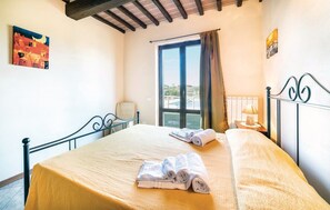 4 camere, una cassaforte in camera, ferro/asse da stiro, Wi-Fi