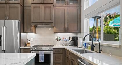 Coastal Escape | 2BR/2B | w/King En-suite + BalconyViews | Deck, FireTable + BBQ