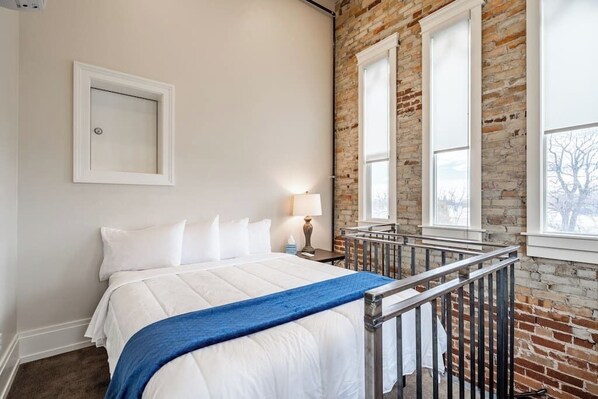 1 bedroom, iron/ironing board, free WiFi, bed sheets