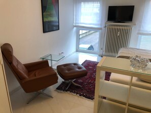 1 chambre, fer et planche Ă repasser, Wi-Fi, draps fournis