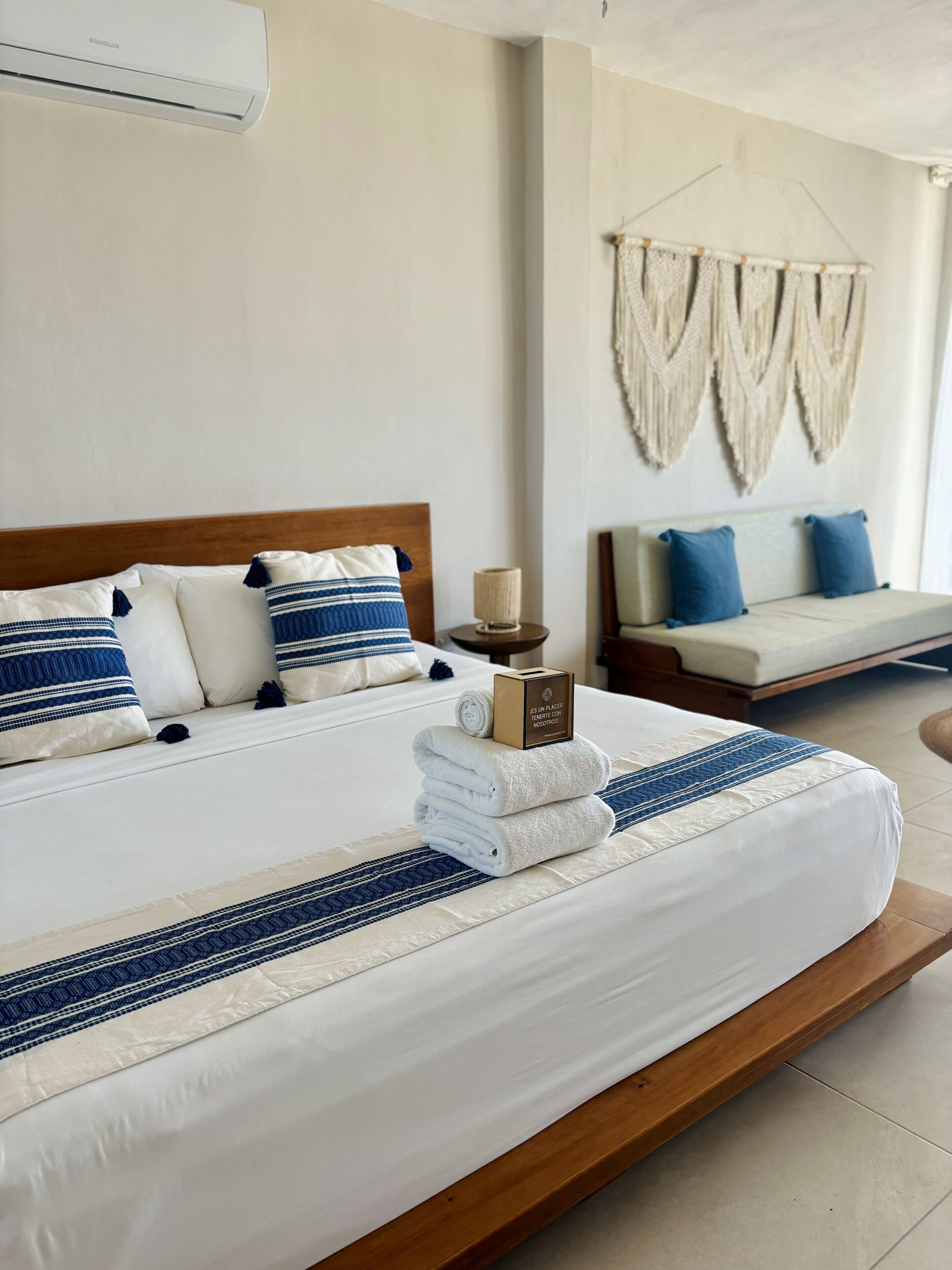 presidential suite, 2 bedrooms | 2 bedrooms, premium bedding, pillow-top beds, minibar
