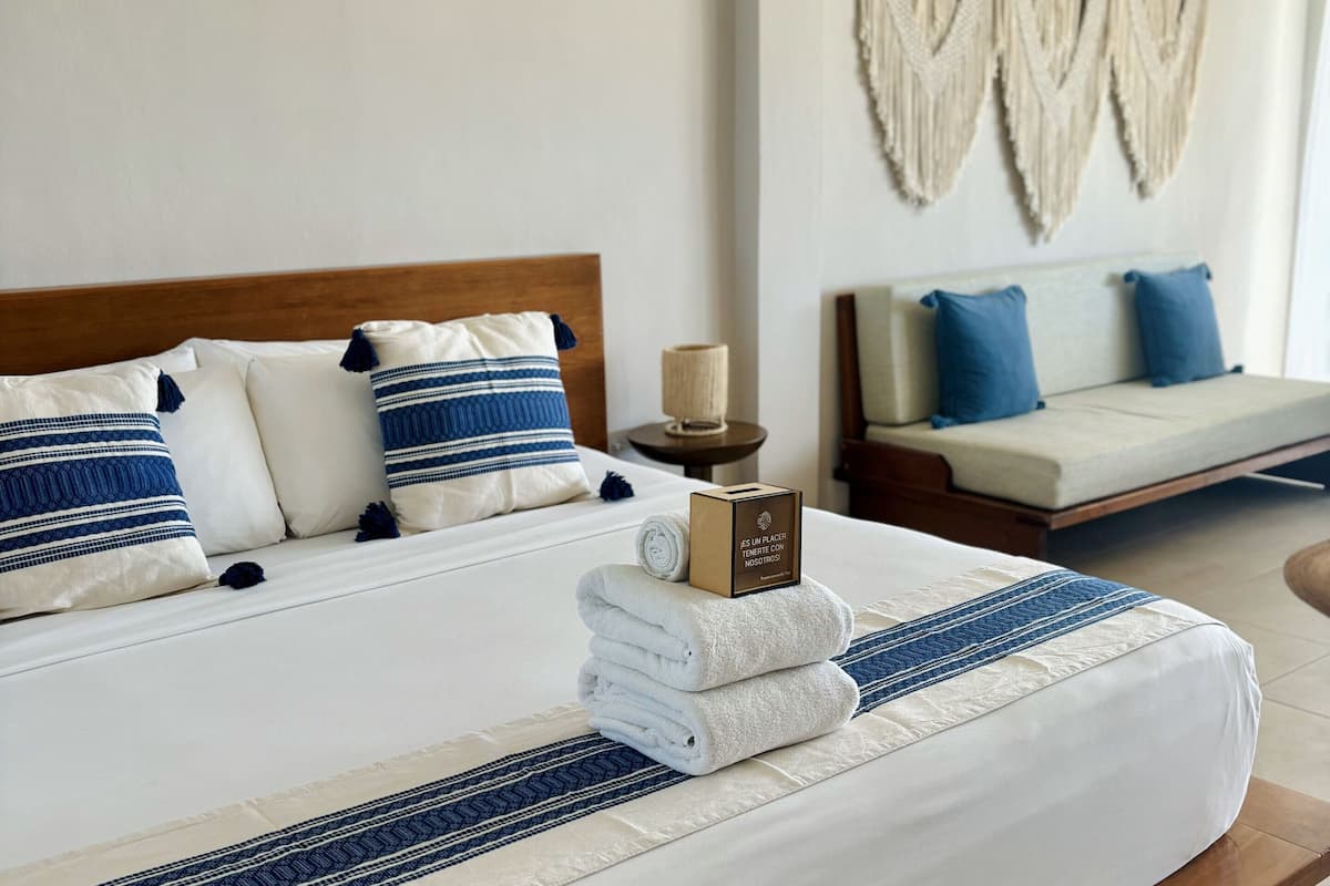 presidential suite, 2 bedrooms | 2 bedrooms, premium bedding, pillow-top beds, minibar