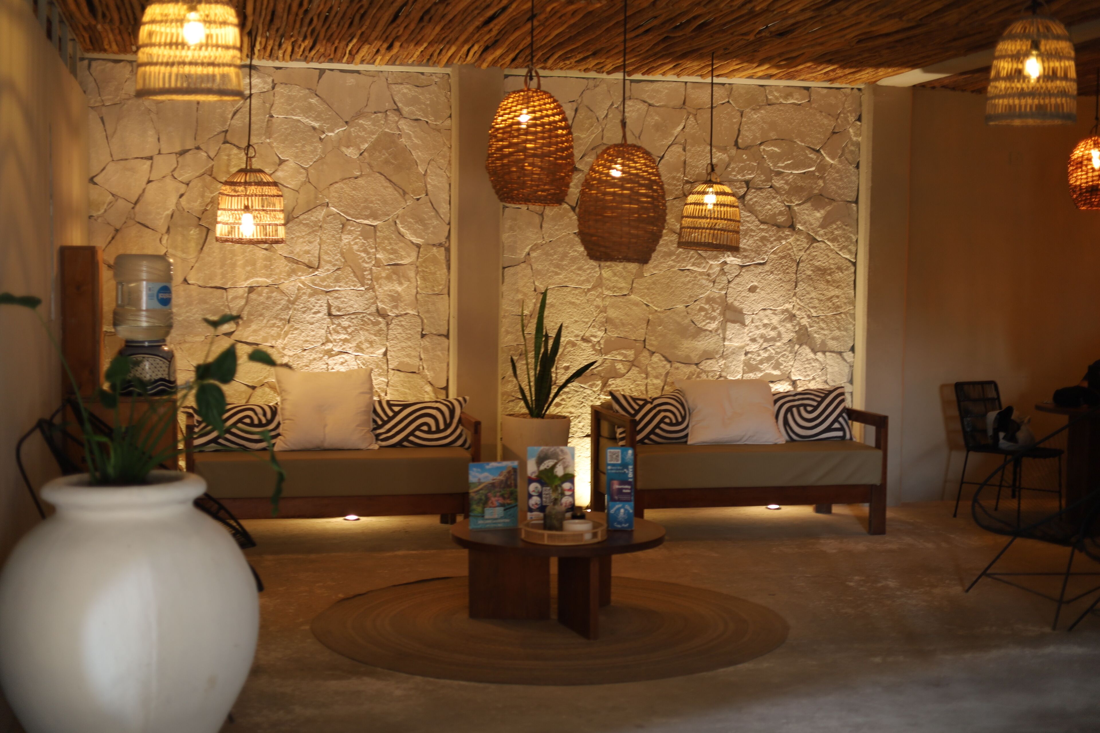 Photo - Noah Beach Hotel & Suites