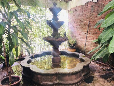 El Capricho by Rotamundos