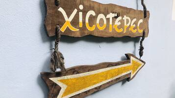 Vista frontal de la propiedad