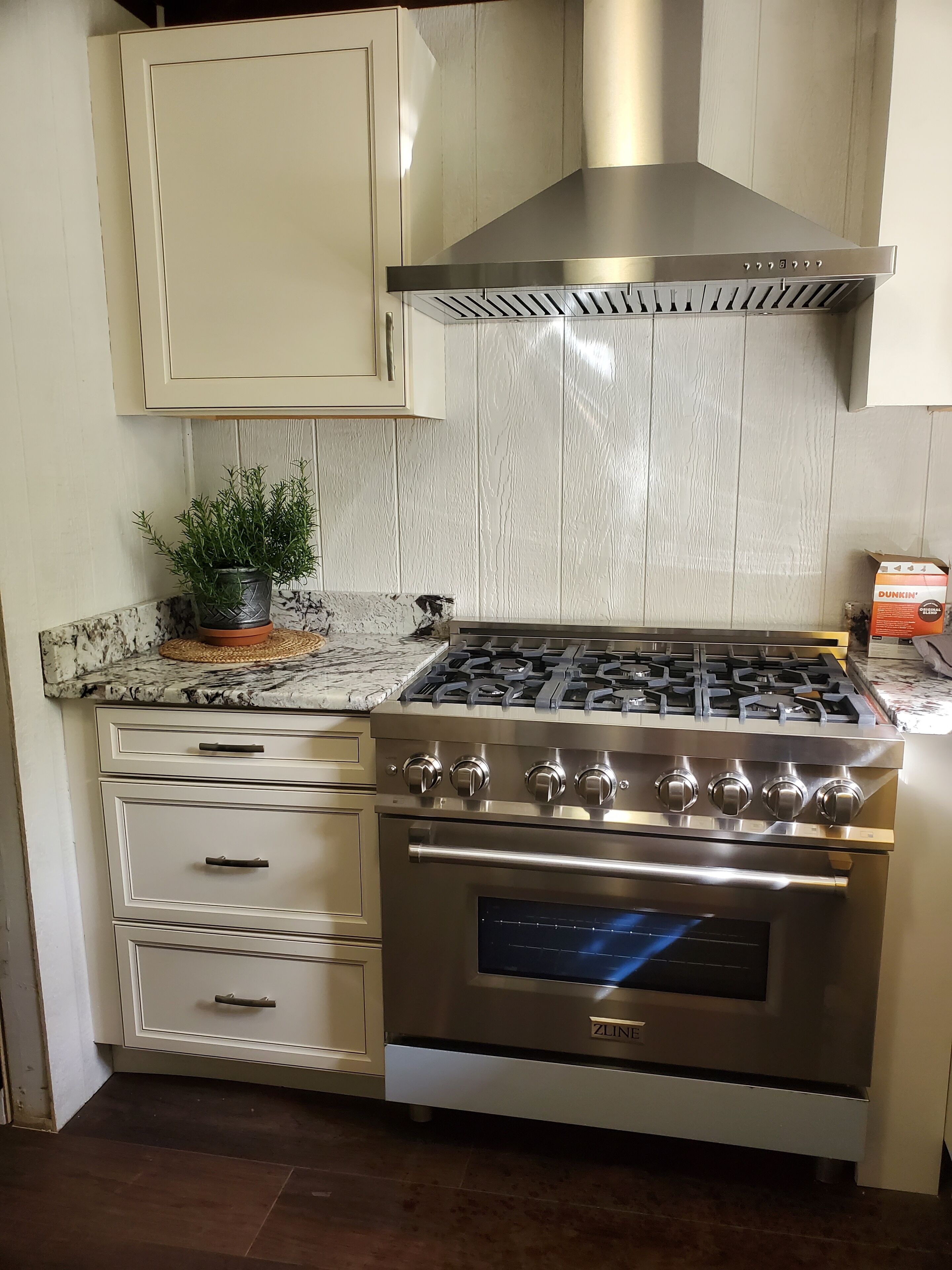 Kentucky River frontage and less than a mile off I-75