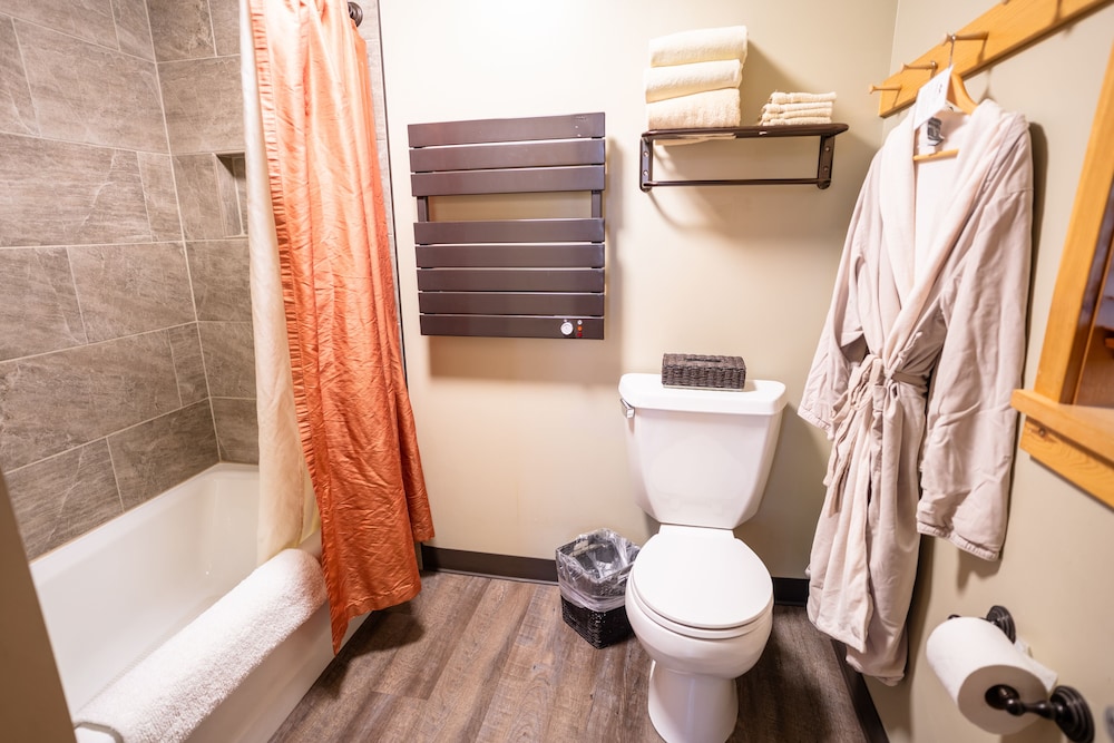 Sleeping Lady Mountain Resort by null