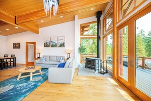 Suite, Mehrere Betten | Wohnbereich