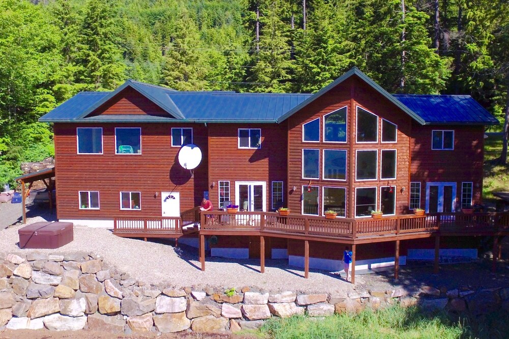 Ocean Front Lodging