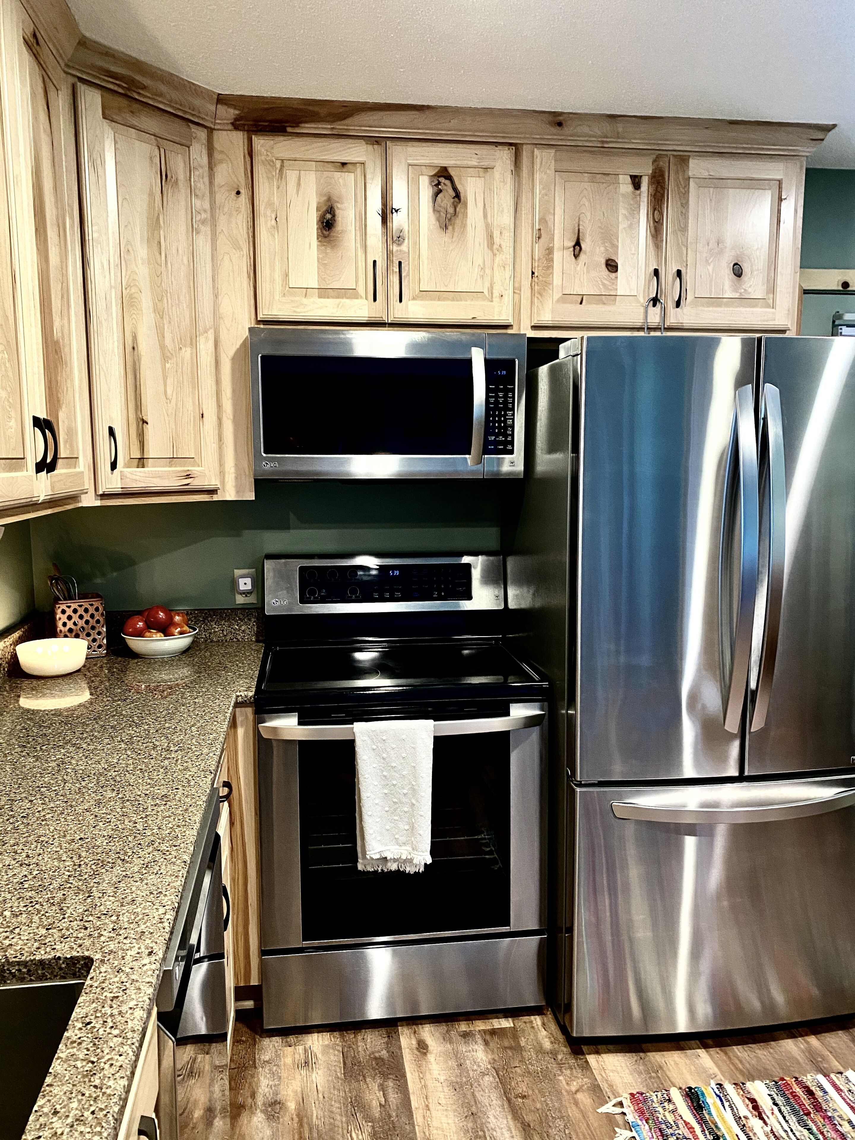 Island View Lake Home ~ Year-Round Quiet Lakelife