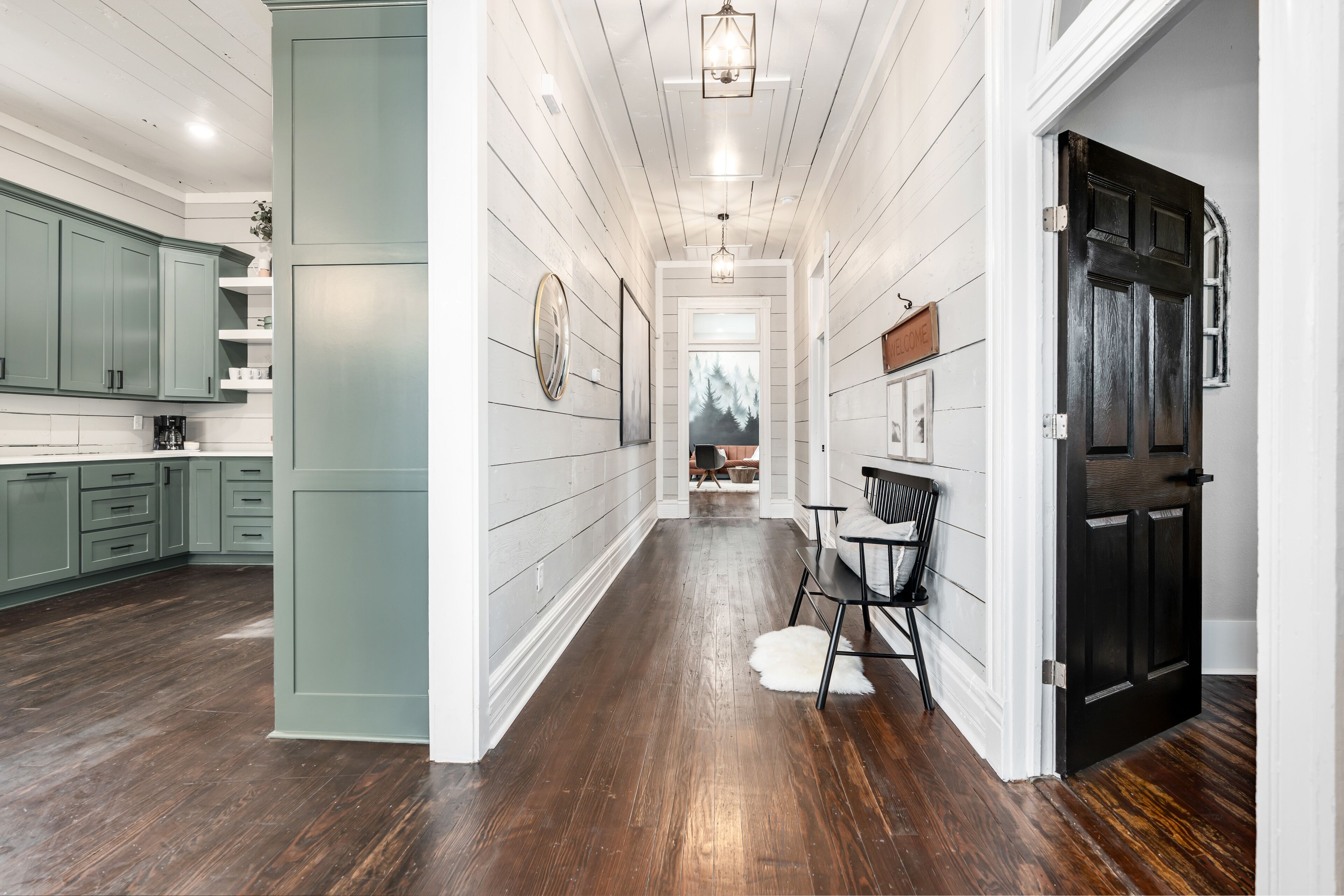 Modern Lodge Upscale Retreat - GLEN HAVEN