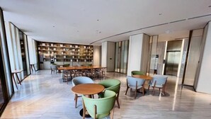 Interior - Ji Hotel (Shanghai)