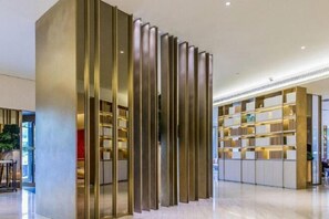 Interior - Ji Hotel (Shanghai Lujiazui Babaiban) (Shanghai)