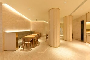 Interior - Ji Hotel (Shanghai)