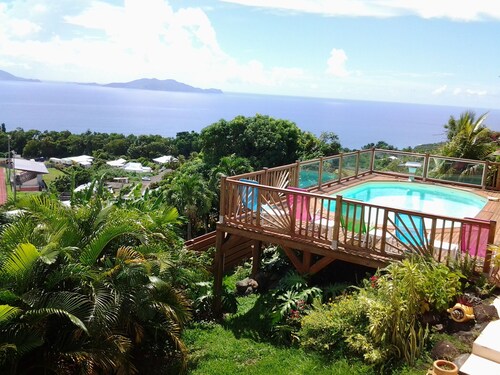 EXOTICA , et sa vue panoramique sur les îles!
