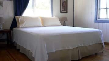 1 bedroom, in-room safe, free WiFi, bed sheets