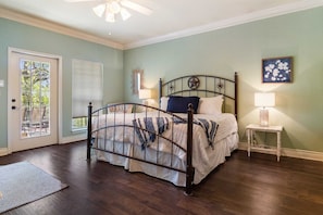 3 bedrooms, Internet, bed sheets, wheelchair access