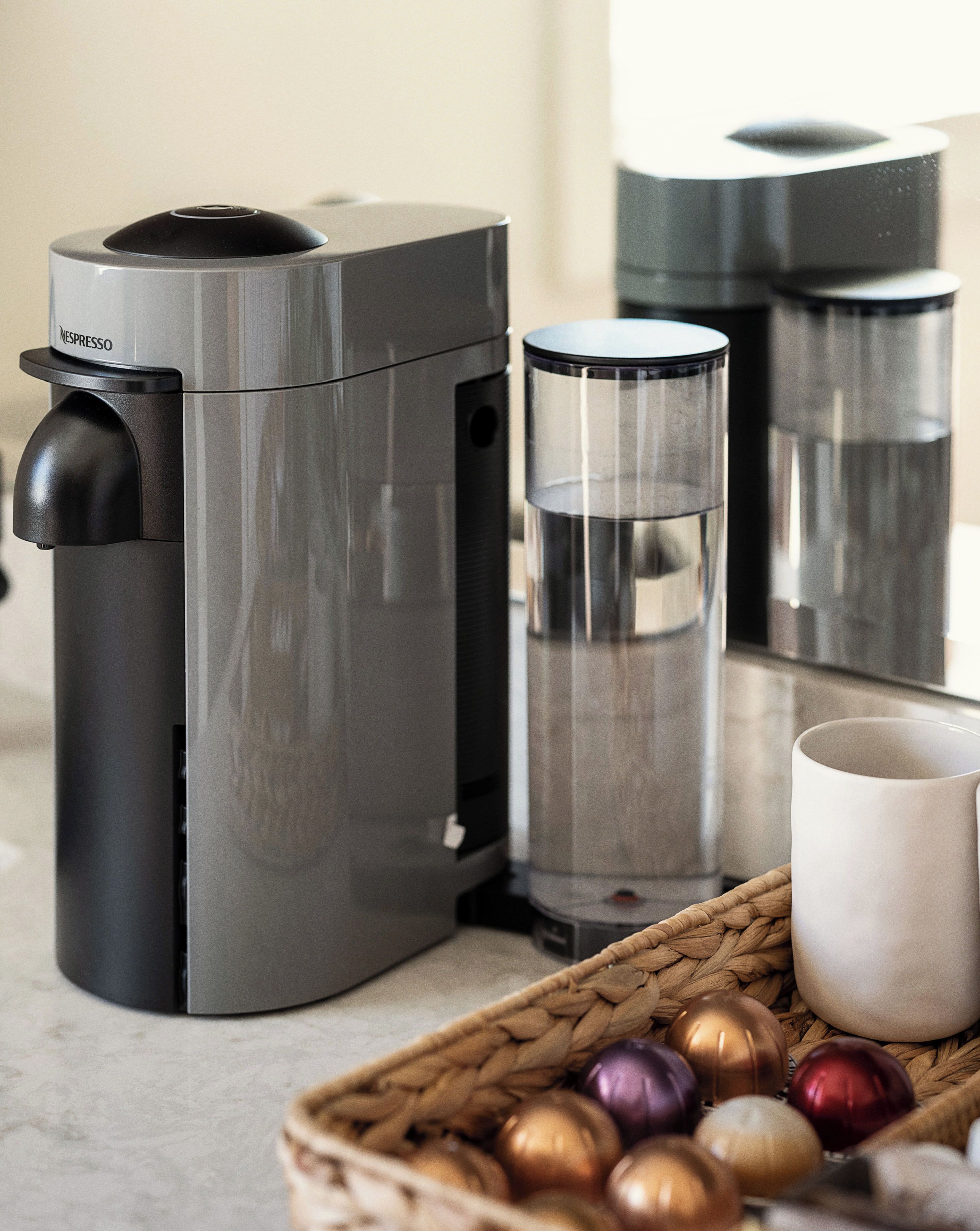 classic room | coffee and/or coffee maker