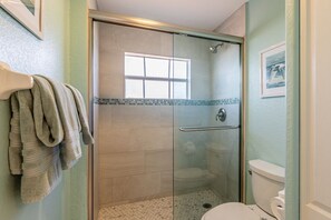 Unclassified image, 5 of 21, button - Lovely 2 story Spanish Colonial with pool and spa (Marco Island)