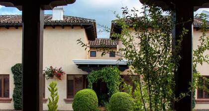 Gated, 4 Blocks f/ Central Park, Car Park, Patio, Amazing