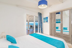 3 habitaciones, escritorio, tabla de planchar con plancha y wifi gratis