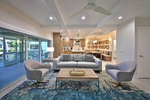 House, Multiple Beds, Private Pool, Ocean View | Living room