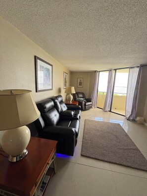 Älytelevisio, pöytätennispöytä