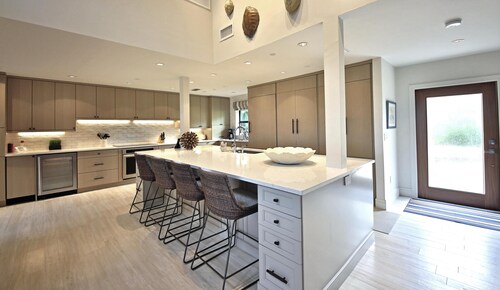 South Seas Homes of Distinction Beach Home 13 Four Bedroom + Loft