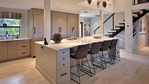 Unclassified image, 4 of 24, button - South Seas Homes of Distinction Beach Home 13 Four Bedroom + Loft (Captiva)