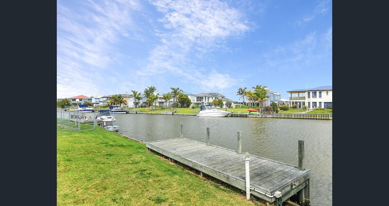  Bring the Boat, Kayak or Fishing Rod - Spa Bath - Free Wi Fi, Netflix and Prime