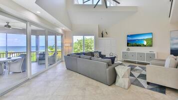 House, Multiple Beds, Private Pool, Ocean View | Living room | TV