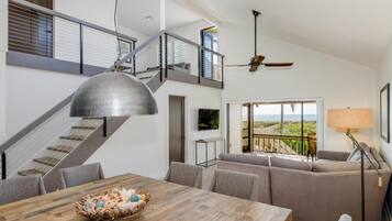 Casa, diversos llits, piscina privada, vistes a l'oceà | Sala d'estar | Televisor