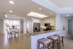 House, Multiple Beds, Private Pool, Ocean View | Private kitchen | Fridge, microwave, stovetop, dishwasher