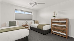 2 Schlafzimmer, Bügeleisen/Bügelbrett, kostenloses WLAN, Bettwäsche