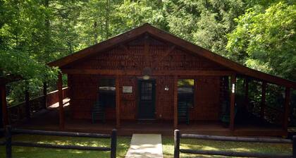 2 bedroom 1 bath cabin