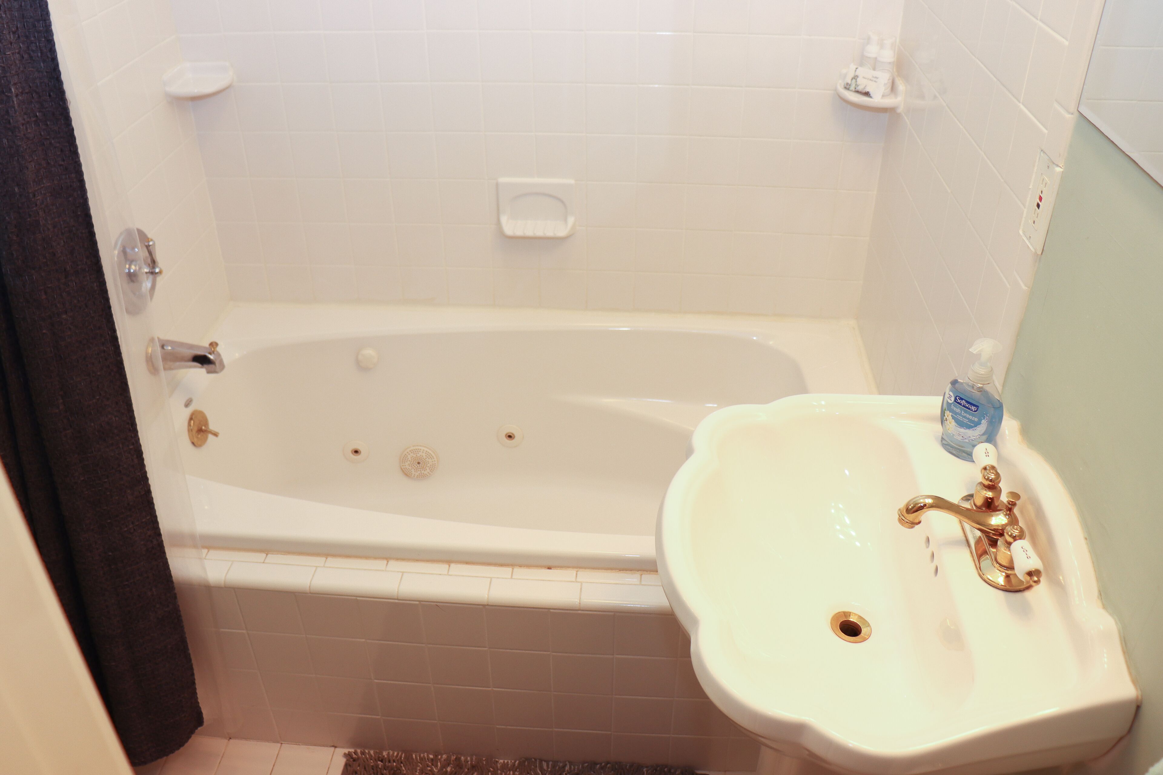 Historic Commercial Hotel (Est.1868) Sally Rand Suite