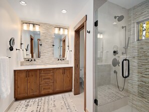 House | Bathroom - Greenhill Court Chalet (Vail)