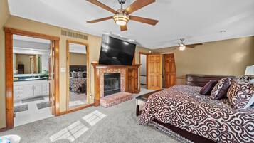 6 chambres, bureau, fer et planche à repasser, lit parapluie