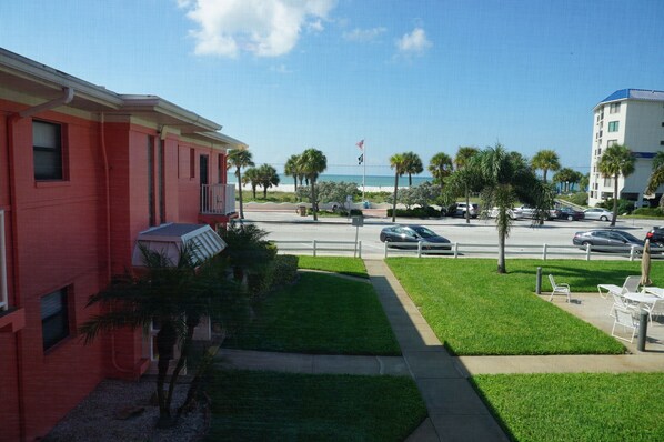 Property grounds - 🌅 Gulf Winds #304 — Renovated 2BR Condo with Breathtaking Beach Views & Premium Upgrades (St Pete Beach)