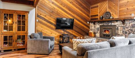 تلفزيون ذكي، مدفأة، مشغل دي في دي