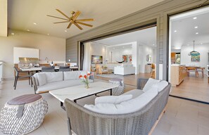 TV, fireplace, stereo