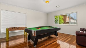 Spielezimmer