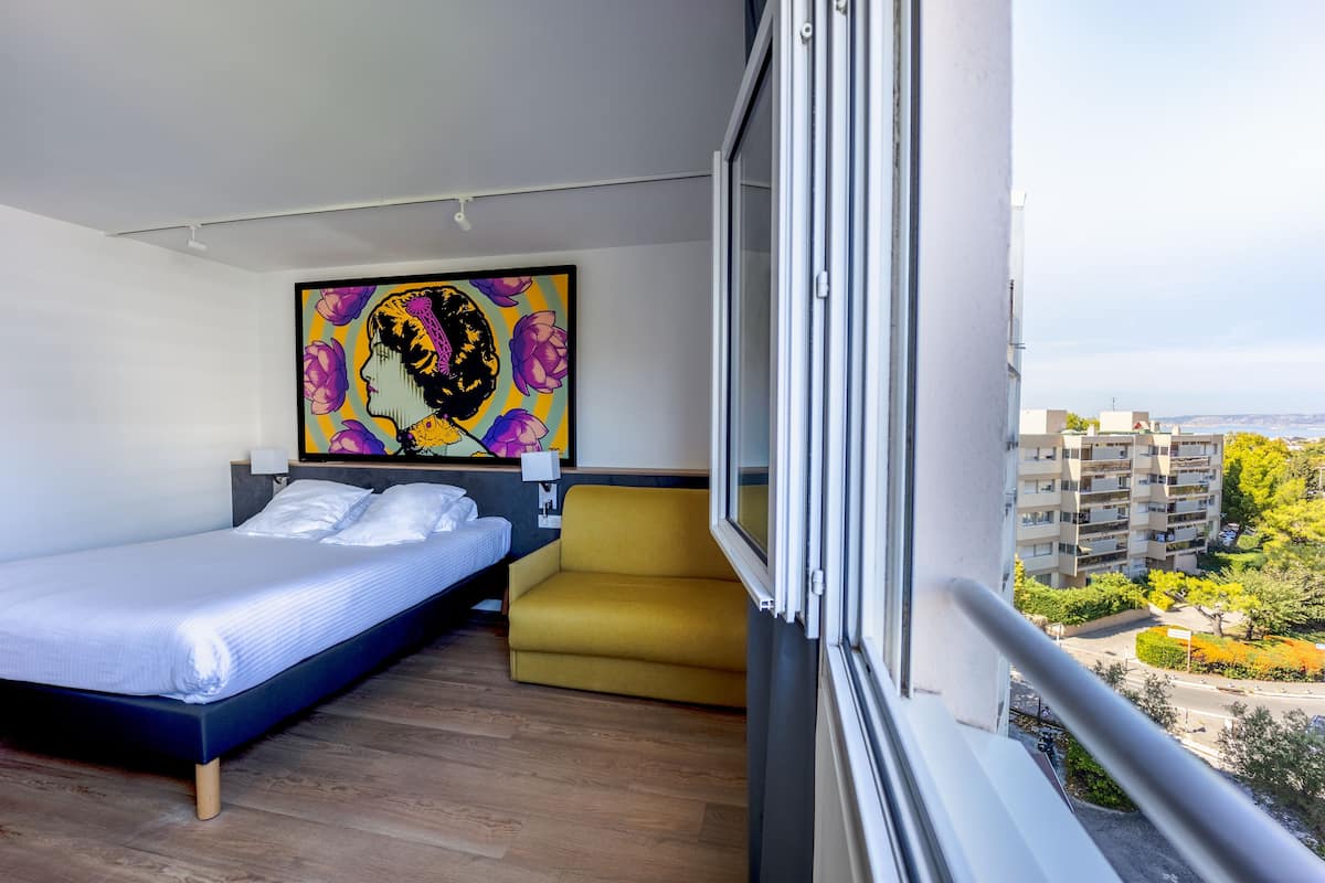 Executive tweepersoonskamer | 1 slaapkamer, luxe beddengoed, een minibar, een kluis op de kamer